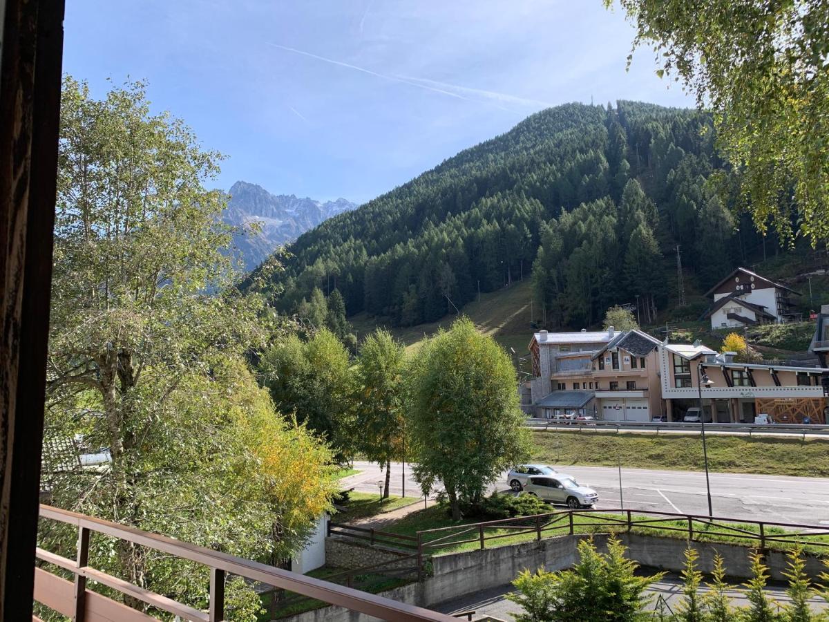 White Rock Apartment Ponte Di Legno Luaran gambar