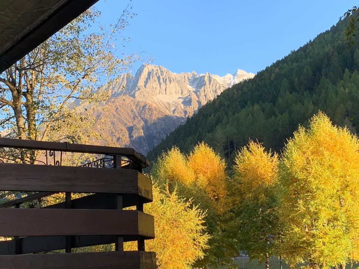 White Rock Apartment Ponte Di Legno Luaran gambar